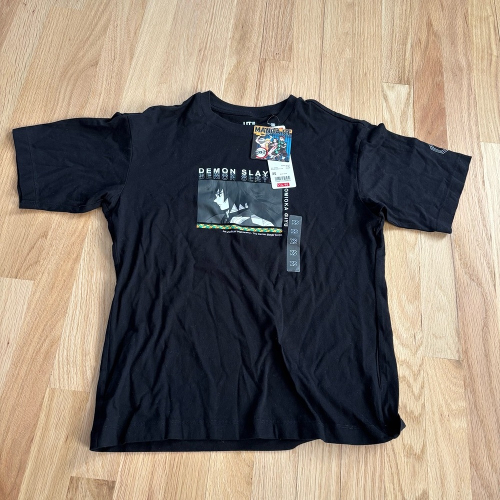 NWT Uniqlo Manga Black Demon Slayer Tee, Sz XS